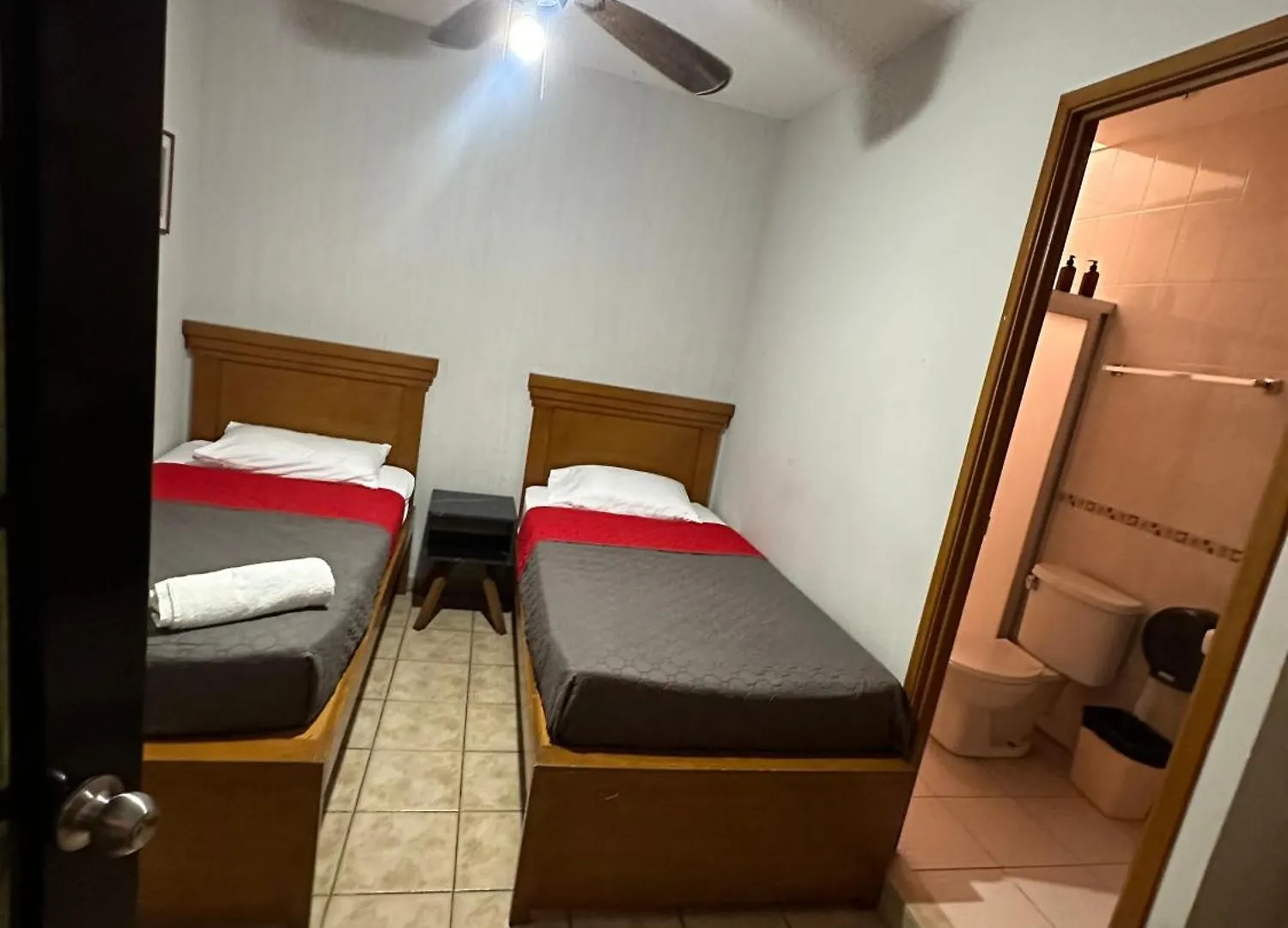 Suites Chingon Guadalajara Hotel